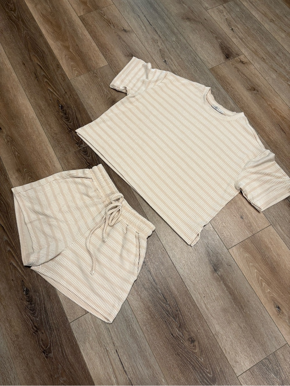 Zenana Outfitters Cream & White Striped Ribbed Lounge Shorts Set